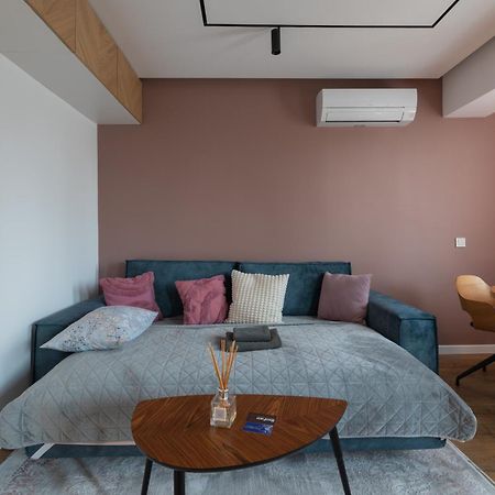 Opal Beachfront Apartment فارنا المظهر الخارجي الصورة