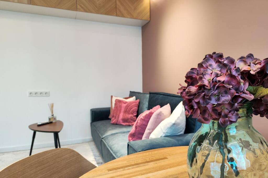 Opal Beachfront Apartment فارنا المظهر الخارجي الصورة